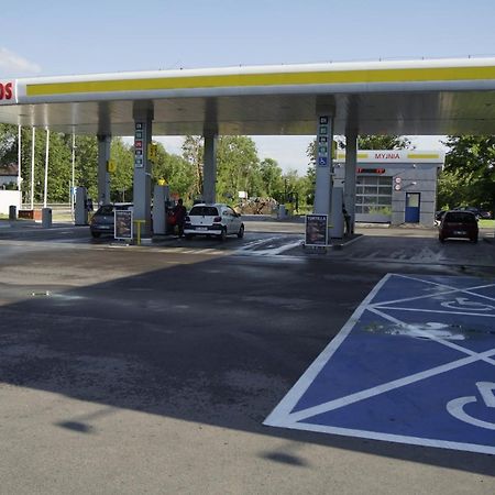 Smartmotel Pułtusk Bagian luar foto