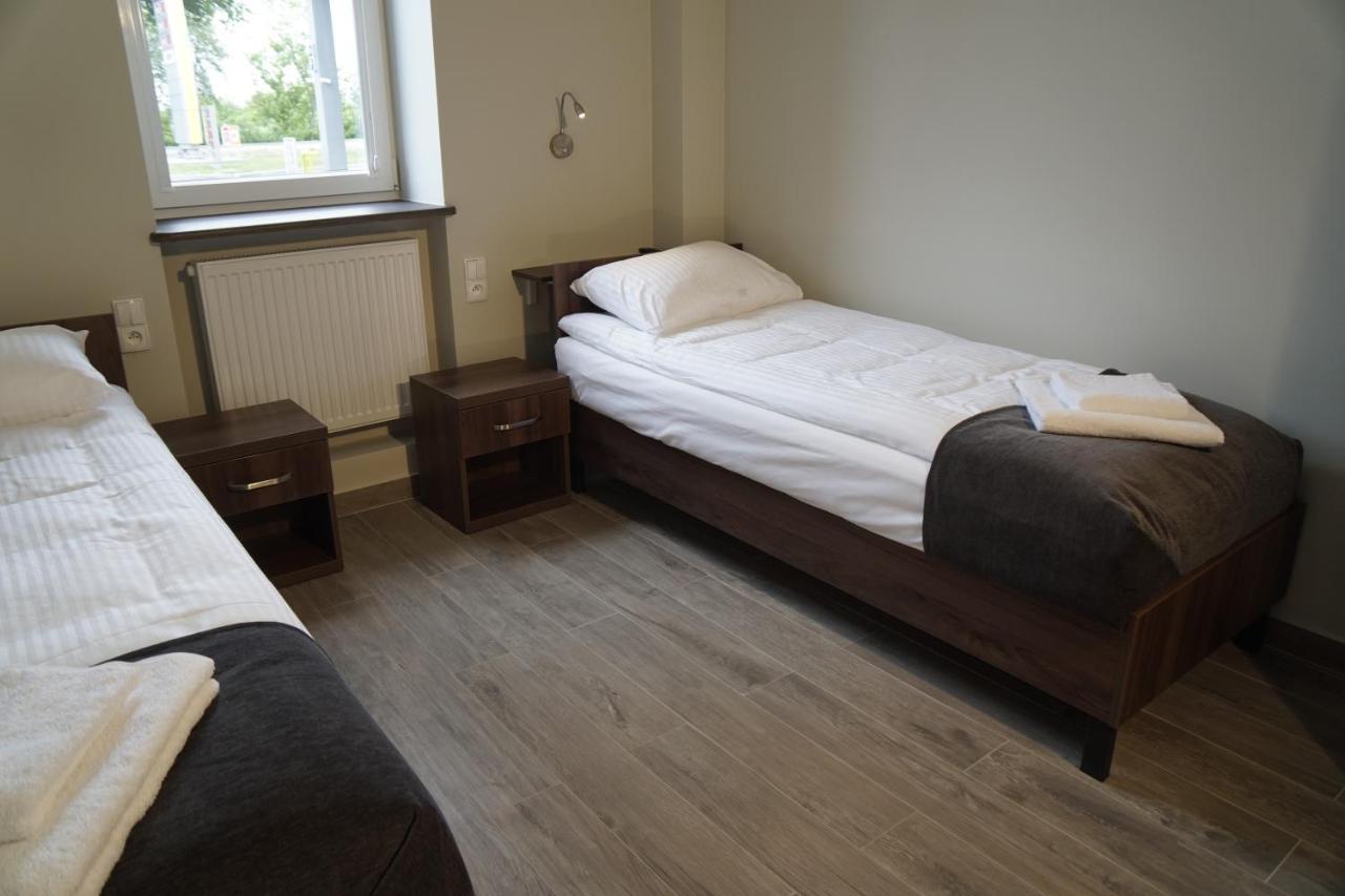 Smartmotel Pułtusk Bagian luar foto